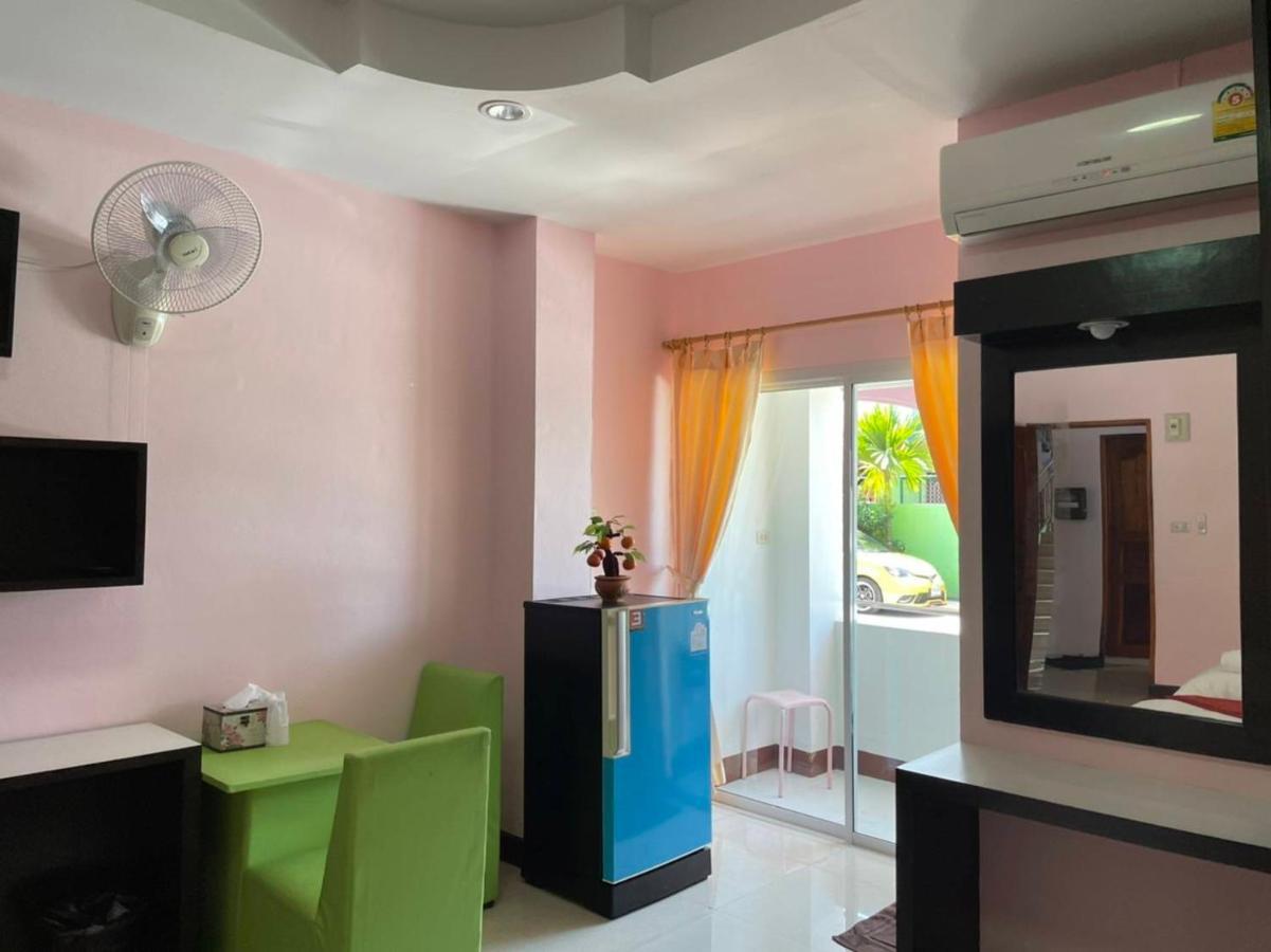 โอโย 75399 โชคทิพย์รัตน์ เพลซ Hotel อุดรธานี ภายนอก รูปภาพ