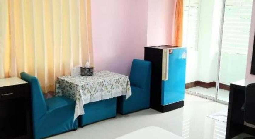 โอโย 75399 โชคทิพย์รัตน์ เพลซ Hotel อุดรธานี ภายนอก รูปภาพ